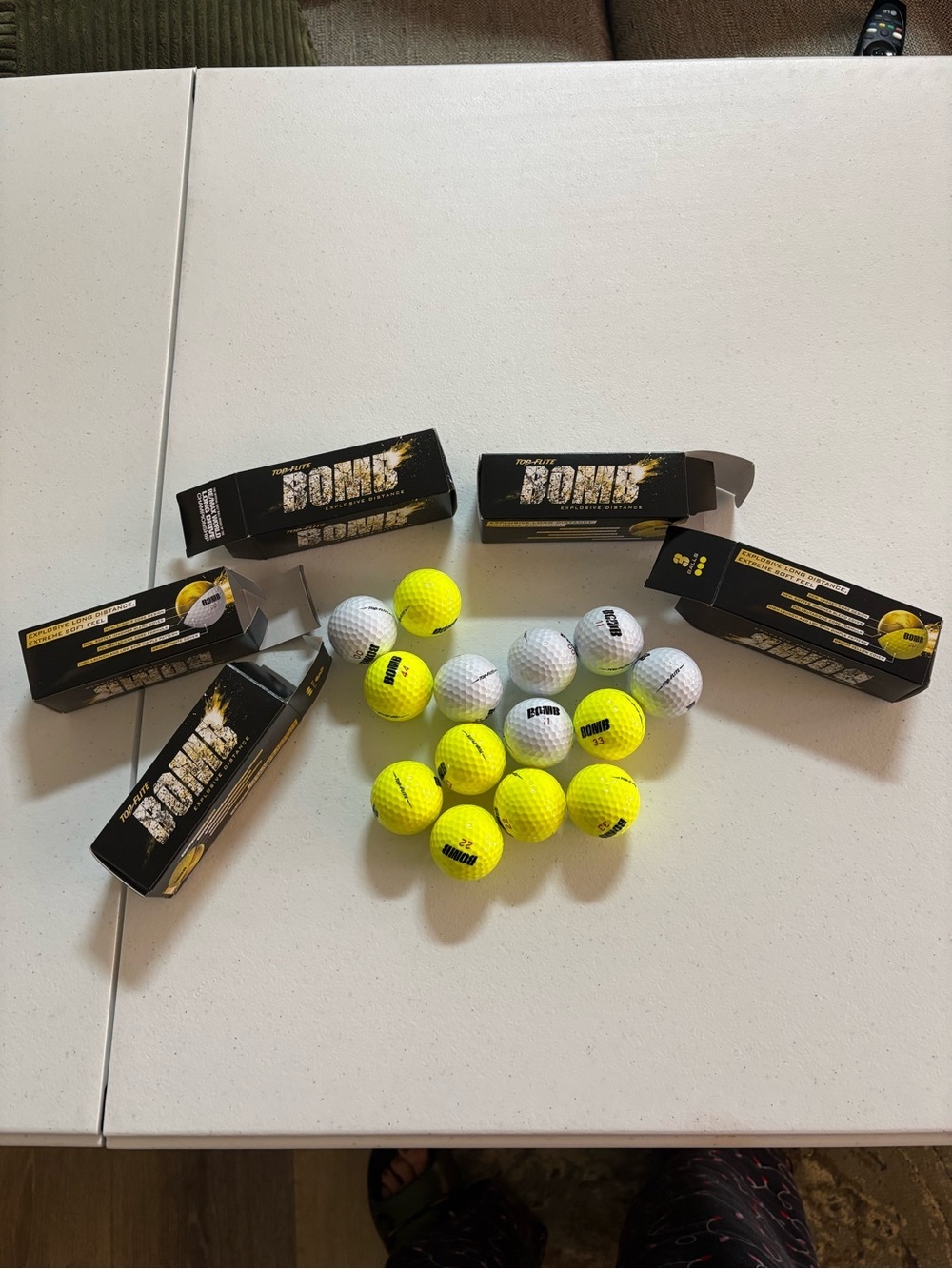 14 GOLF BALLS NEW TOP FLIGHT BOMB EXPLOSIVE DISTANCE NEW IN BOXES